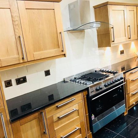 Beautiful 4-Bed Villa In Glasgow Dış mekan fotoğraf