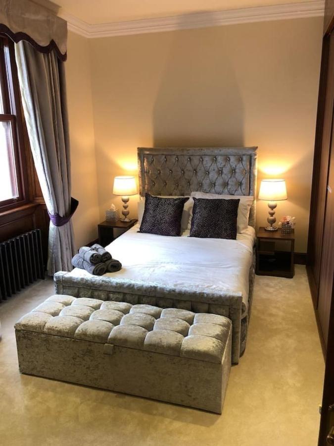 Beautiful 4-Bed Villa In Glasgow Dış mekan fotoğraf